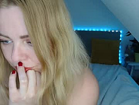 nicolelinharts Cam