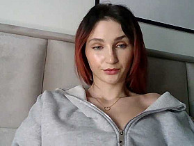CarmelinaDesire Cam