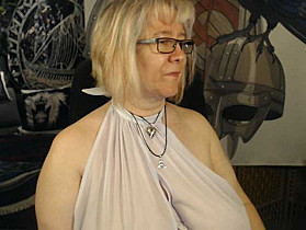 90dTitten Cam