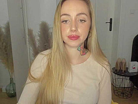 SEXYcoralie Cam